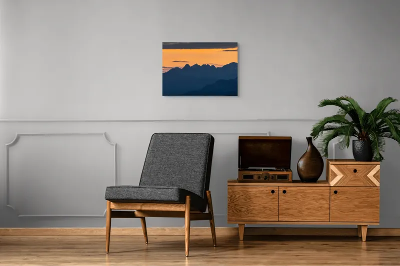 Tablou Canvas, "Munții la apus de soare", Cer, Siluetă, Munți, Apus, Norii, Peisaj, Lumină, Umbre., 70 x 50 cm – poza 4