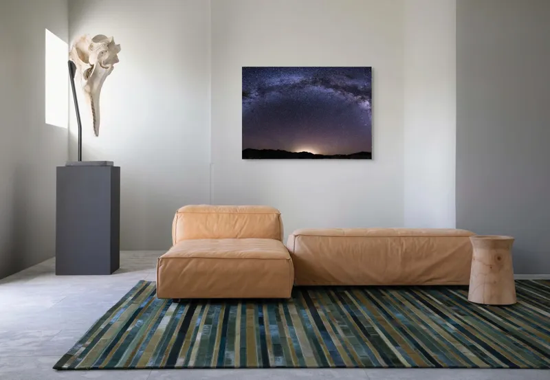 Tablou Canvas, "Calea Lactee deasupra orizontului nocturn", Stele, Galaxie, Cale, Lactee, Cer, Înstelat, Noapte, Infinit, Lumină, Arc, Univers, Mister, Splendoare, Viziune, Cosmică, 100 x 70 cm – poza 7