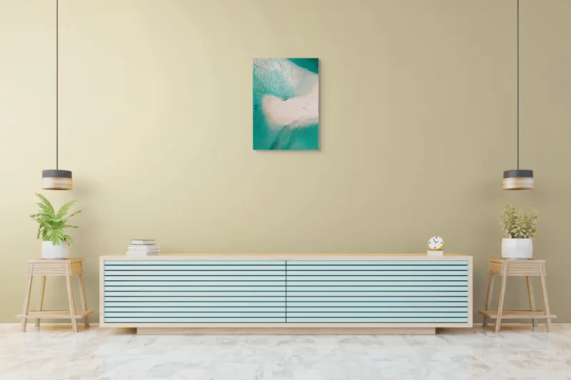 Tablou Canvas, "Insula viselor înconjurată de valuri turcoaz", Turcoaz, Nisip, Valuri, Linie De Coastă, Lumină, Textură, Natură, Serenitate, Ocean, Tranquilitate., 50 x 70 cm – poza 6