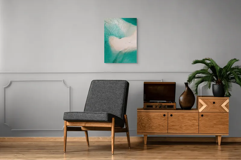 Tablou Canvas, "Insula viselor înconjurată de valuri turcoaz", Turcoaz, Nisip, Valuri, Linie De Coastă, Lumină, Textură, Natură, Serenitate, Ocean, Tranquilitate., 50 x 70 cm – poza 8