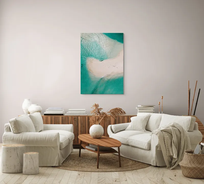 Tablou Canvas, "Insula viselor înconjurată de valuri turcoaz", Turcoaz, Nisip, Valuri, Linie De Coastă, Lumină, Textură, Natură, Serenitate, Ocean, Tranquilitate., 70 x 100 cm – poza 4