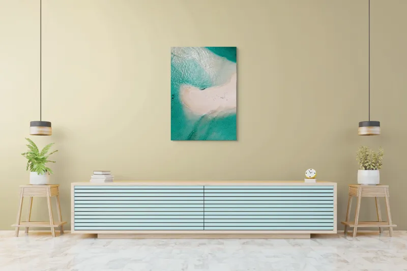 Tablou Canvas, "Insula viselor înconjurată de valuri turcoaz", Turcoaz, Nisip, Valuri, Linie De Coastă, Lumină, Textură, Natură, Serenitate, Ocean, Tranquilitate., 70 x 100 cm – poza 5