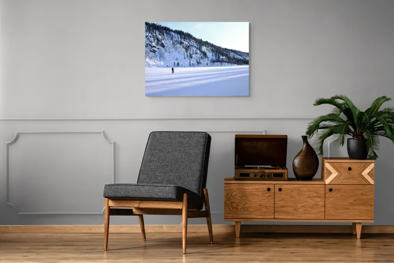 Tablou Canvas, "Umbre lungi pe zăpada albă", Tăcere, Solitudine, Îngheț, Vastitate, Lumină, Natură, Răceală, Munți, Seninătate, Contrast, 100 x 70 cm – poza 8