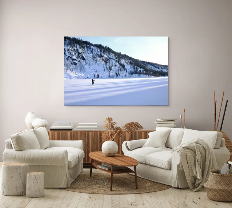 Tablou Canvas, "Umbre lungi pe zăpada albă", Tăcere, Solitudine, Îngheț, Vastitate, Lumină, Natură, Răceală, Munți, Seninătate, Contrast, 150 x 100 cm – poza 3
