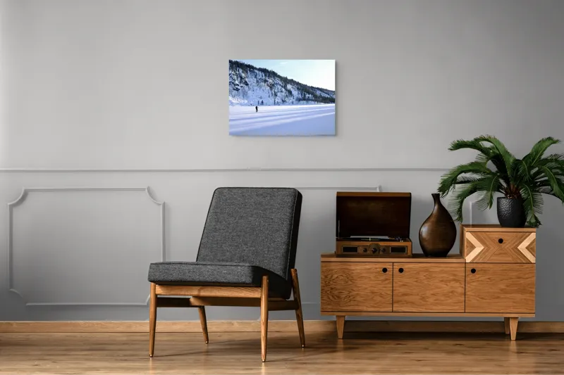 Tablou Canvas, "Umbre lungi pe zăpada albă", Tăcere, Solitudine, Îngheț, Vastitate, Lumină, Natură, Răceală, Munți, Seninătate, Contrast, 70 x 50 cm – poza 4