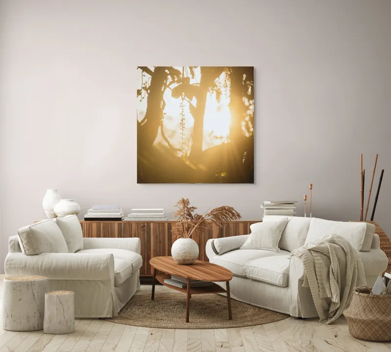 Tablou Canvas, "Lumina soarelui printre crenguțe verzi", Lumină, Siluete, Mister, Natură, Răsfirare, Contrast, Frunziș, 100 x 100 cm – poza 3