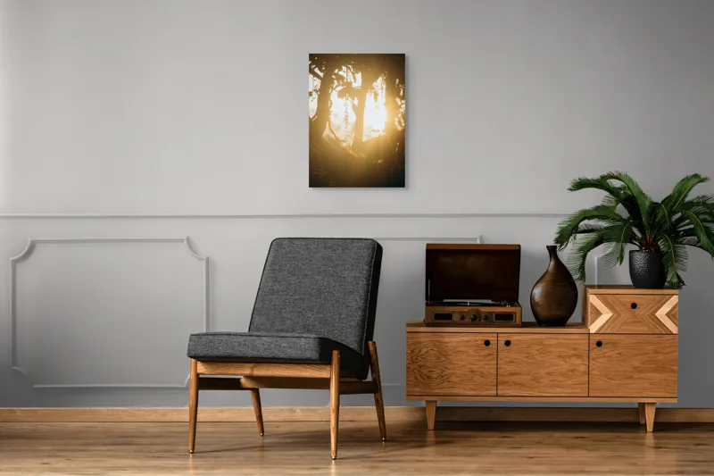 Tablou Canvas, "Lumina soarelui printre crenguțe verzi", Lumină, Siluete, Mister, Natură, Răsfirare, Contrast, Frunziș, 50 x 70 cm – poza 8