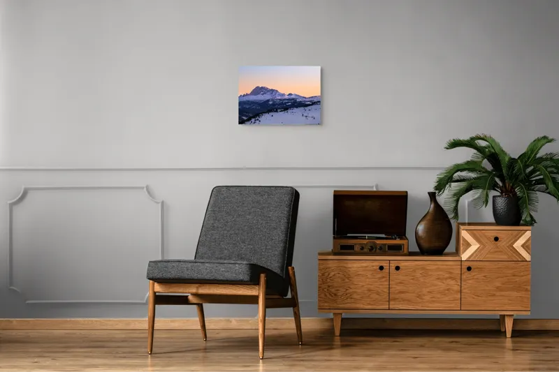 Tablou Canvas, "Răsărit peste munții înzăpeziți ai iernii", Munte, Zăpadă, Apus, Cer, Pădure, Liniște, Peisaj, Frumusețe, Natură, 54 x 39 cm – poza 7