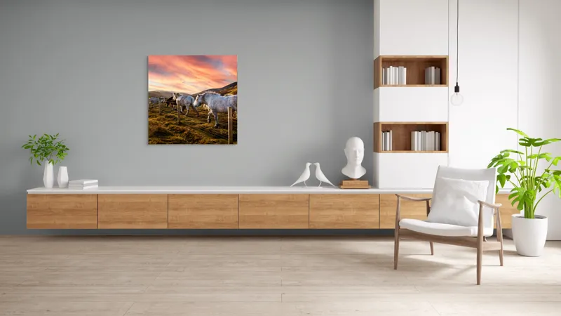 Tablou Canvas, "Cai în amurg pe dealuri sub cerceaf de apus", Calm, Peisaj, Căi, Asfințit, Cer, Munți, Gard, Paradis, Pășune, Frumusețe, 100 x 100 cm – poza 8
