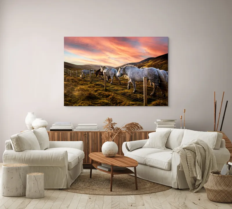 Tablou Canvas, "Cai în amurg pe dealuri sub cerceaf de apus", Calm, Peisaj, Căi, Asfințit, Cer, Munți, Gard, Paradis, Pășune, Frumusețe, 150 x 100 cm – poza 3