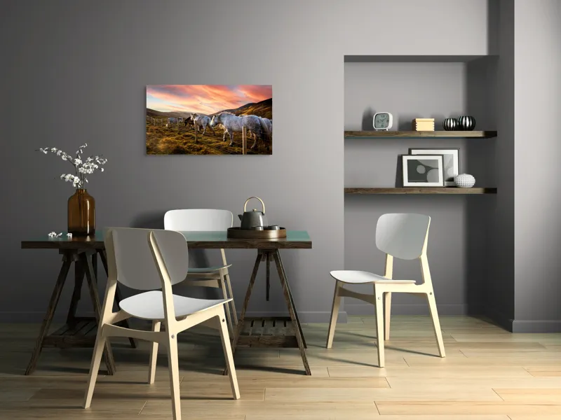 Tablou Canvas, "Cai în amurg pe dealuri sub cerceaf de apus", Calm, Peisaj, Căi, Asfințit, Cer, Munți, Gard, Paradis, Pășune, Frumusețe, 90 x 50 cm – poza 3