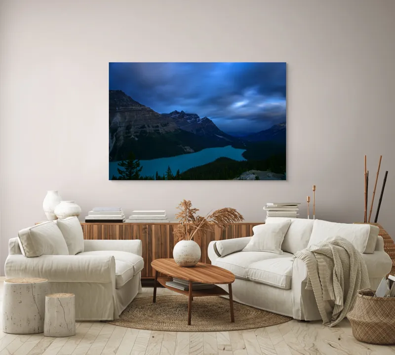 Tablou Canvas, "Lacul albastru sub cer înnorat", Mister, Albastru, Serenitate, Măreție, Natură, Pitoresc, Liniște, Dramatic, Impresionant, Pacificator, 150 x 100 cm – poza 3