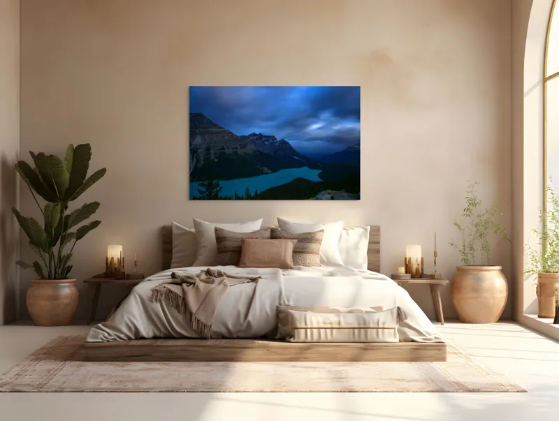 Tablou Canvas, "Lacul albastru sub cer înnorat", Mister, Albastru, Serenitate, Măreție, Natură, Pitoresc, Liniște, Dramatic, Impresionant, Pacificator, 150 x 100 cm – poza 4