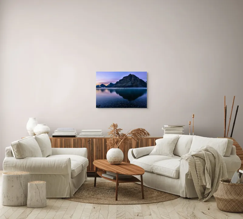 Tablou Canvas, "Reflexia munților în apa limpede", Serenitate, Reflecție, Munți, Apus, Liniște, Natură, 70 x 50 cm – poza 6