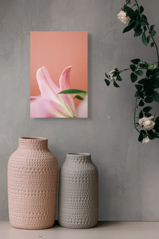 Tablou Canvas, "Flori roz în lumina dimineții", Floral, Delicat, Roz, Frunze, Blând, Simplu, Elegant, Pastel, Natural, Primăvară, 26 x 39 cm – poza 6