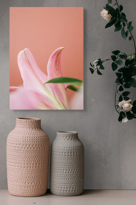 Tablou Canvas, "Flori roz în lumina dimineții", Floral, Delicat, Roz, Frunze, Blând, Simplu, Elegant, Pastel, Natural, Primăvară, 39 x 54 cm – poza 6