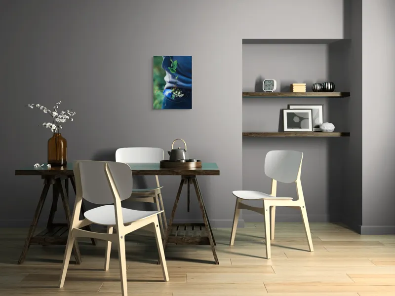 Tablou Canvas, "Floare albastră la brâu de blugi", Flori, Albastru, Blugi, Frunze, Natură, Eșarfă, Tandrețe, Casual, Verde, Detaliu, 39 x 54 cm – poza 7