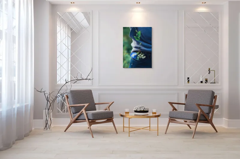 Tablou Canvas, "Floare albastră la brâu de blugi", Flori, Albastru, Blugi, Frunze, Natură, Eșarfă, Tandrețe, Casual, Verde, Detaliu, 70 x 100 cm – poza 8