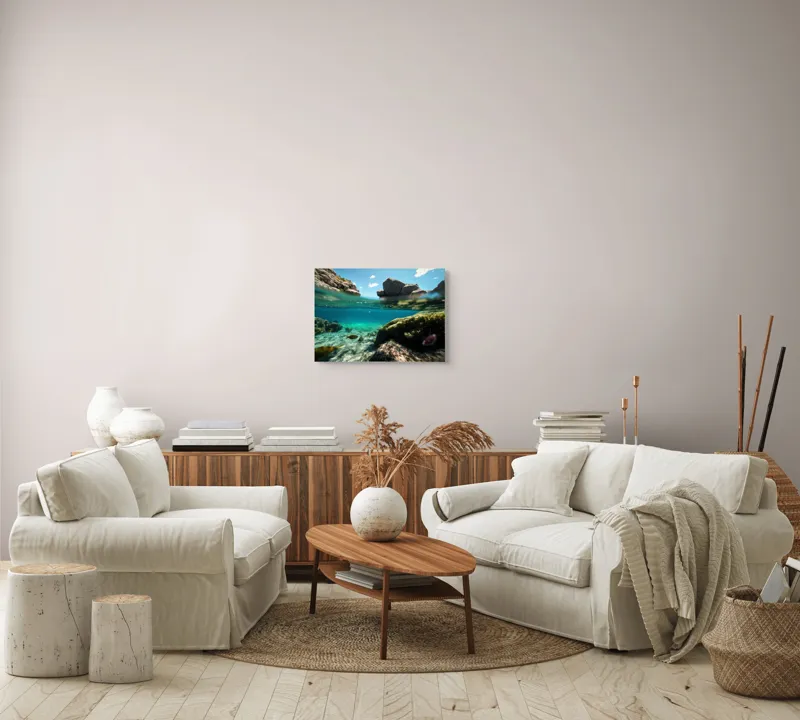 Tablou Canvas, "Lumea subacvatică îmbrațișată de soare", Stânci, Apă, Albastru, Pești, Corali, Cer, Nor, Lumină, 54 x 39 cm – poza 5