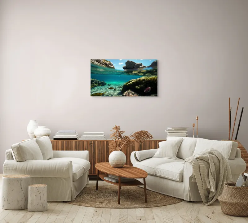 Tablou Canvas, "Lumea subacvatică îmbrațișată de soare", Stânci, Apă, Albastru, Pești, Corali, Cer, Nor, Lumină, 90 x 50 cm – poza 4