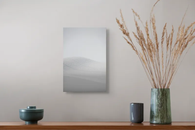 Tablou Canvas, "Zăpadă strălucitoare sub cer senin", Alb, Prafuit, Delicat, Silentios, Minimalist, 26 x 39 cm – poza 5