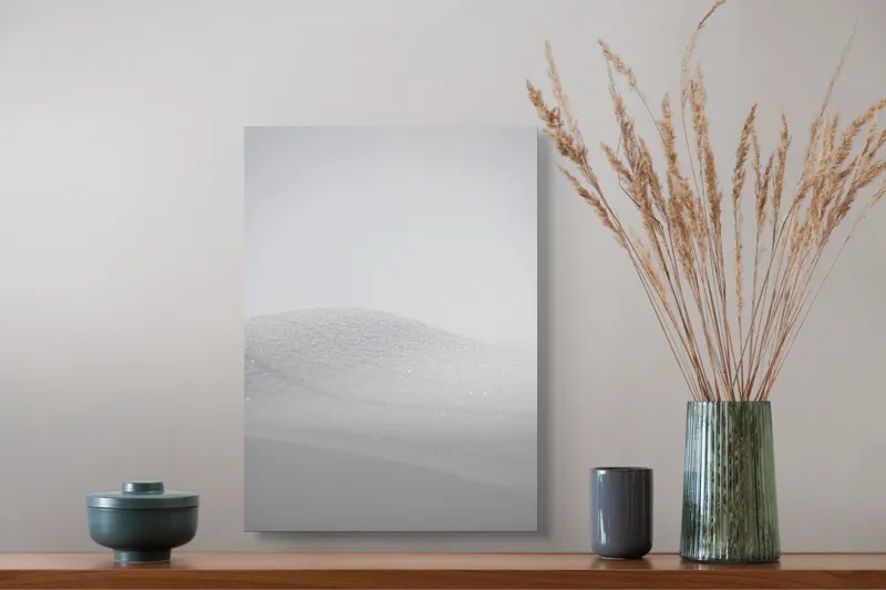 Tablou Canvas, "Zăpadă strălucitoare sub cer senin", Alb, Prafuit, Delicat, Silentios, Minimalist, 39 x 54 cm – poza 3