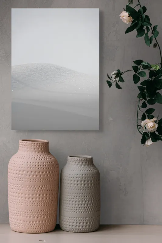 Tablou Canvas, "Zăpadă strălucitoare sub cer senin", Alb, Prafuit, Delicat, Silentios, Minimalist, 39 x 54 cm – poza 6
