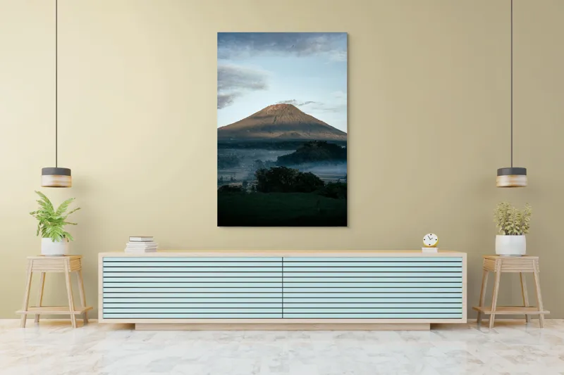 Tablou Canvas, "Muntele în lumina dimineții", Munte, Nor, Cer, Verdeață, Răsărit, Peisaj, Panorama, Tranquilitate, Natură, 100 x 150 cm – poza 4