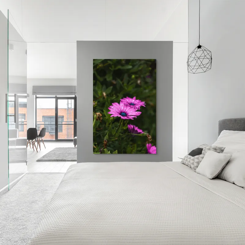 Tablou Canvas, "Flori de primăvară în rouă", Roz, Petale, Garoafe, Verde, Plante, Prospețime, Natură, Picături, Primăvară, Frunziș, Vioi, Înflorire, 100 x 150 cm – poza 5