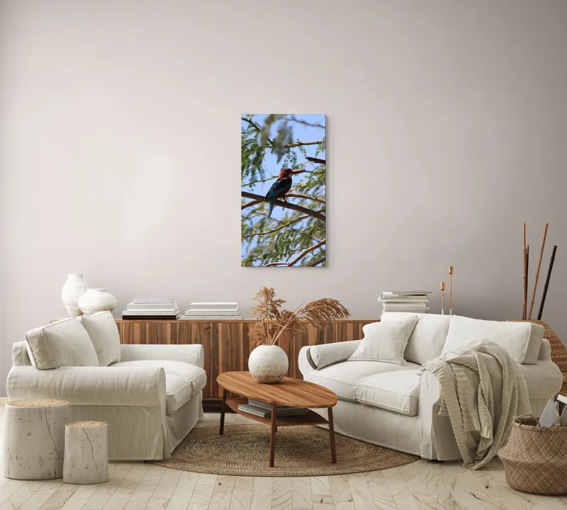 Tablou Canvas, "Regele pescar printre ramuri verzi", Pasăre, Ramură, Frunze, Cer, Natură, Pene, Zbor, Lumină, 50 x 90 cm – poza 7