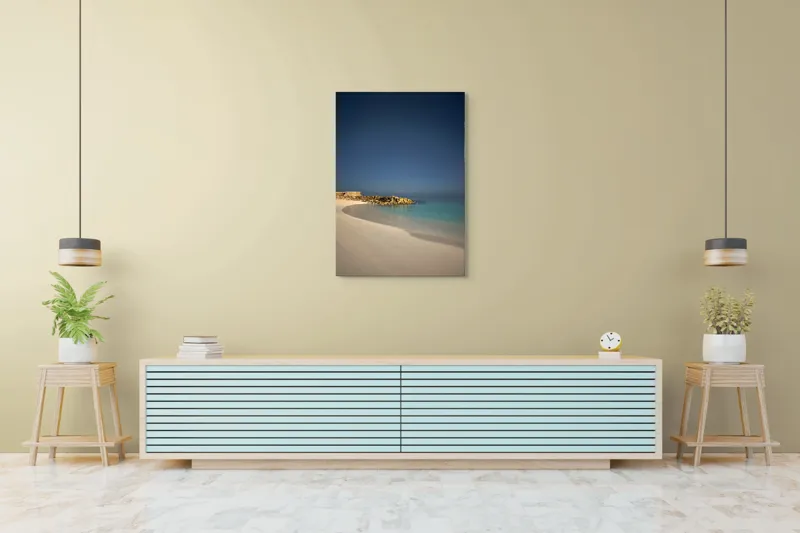 Tablou Canvas, "Liniștea mării sub cerul nocturn", Plajă, Nisip, Ocean, Cer, Stele, Liniște, Lumină, Noapte, Valuri, Stânci, 70 x 100 cm – poza 5