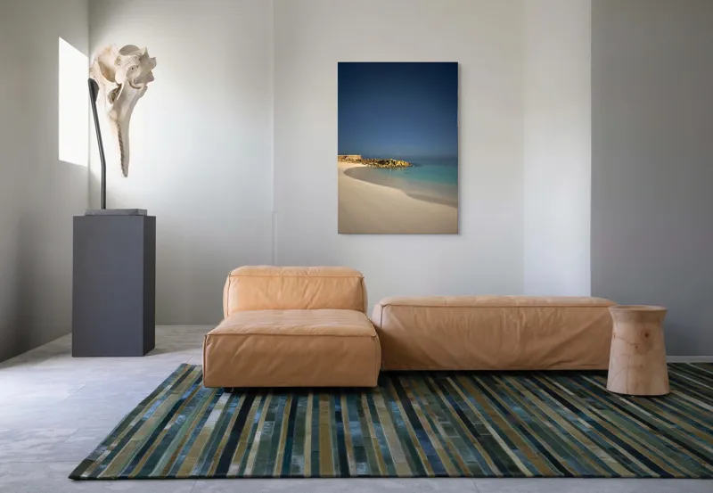 Tablou Canvas, "Liniștea mării sub cerul nocturn", Plajă, Nisip, Ocean, Cer, Stele, Liniște, Lumină, Noapte, Valuri, Stânci, 70 x 100 cm – poza 7