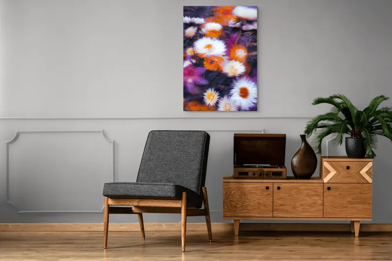 Tablou Canvas, "Flori albe și portocalii în mișcare", Flori, Vibrante, Culori, Alb, Portocaliu, Mov, Petale, Textură, Frumusețe, Natură, 70 x 100 cm – poza 6