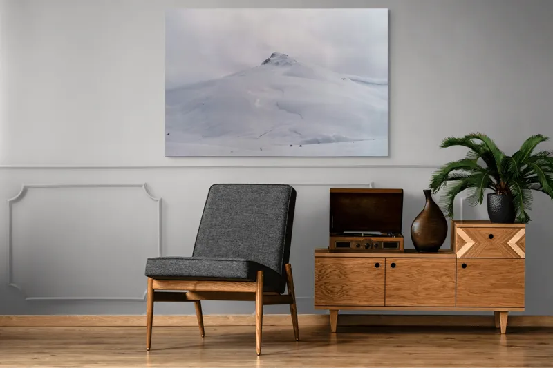 Tablou Canvas, "Vârf ascuns sub mantia iernii", Norii, Munți, Zăpadă, Vârf, Calm, Rece, 150 x 100 cm – poza 8