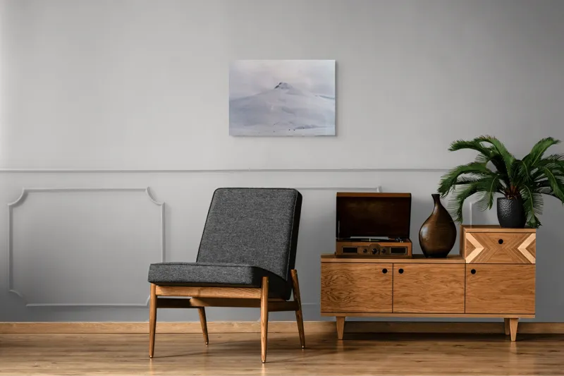 Tablou Canvas, "Vârf ascuns sub mantia iernii", Norii, Munți, Zăpadă, Vârf, Calm, Rece, 70 x 50 cm – poza 4