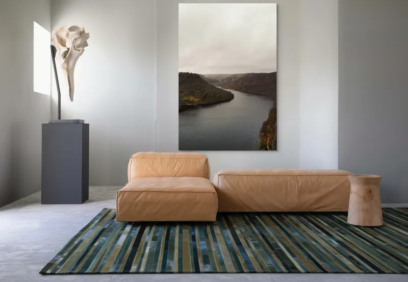 Tablou Canvas, "Valea liniștită sub cer înnourat", Norii, Colinele, Reflecții, Apă, Melancolie, Liniște, Peisaj, Seninătate, Natură, Contemplare, 100 x 150 cm – poza 7