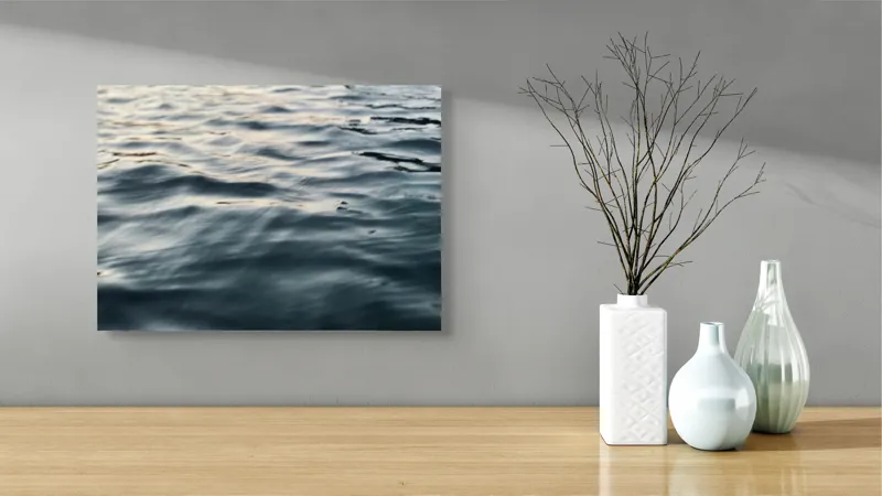 Tablou Canvas, "Unduiri blânde pe luciul apei", Ondulare, Reflexii, Seriozitate, Timp, Liniște, 54 x 39 cm – poza 3