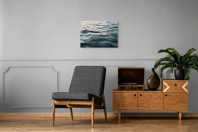 Tablou Canvas, "Unduiri blânde pe luciul apei", Ondulare, Reflexii, Seriozitate, Timp, Liniște, 70 x 50 cm – poza 4
