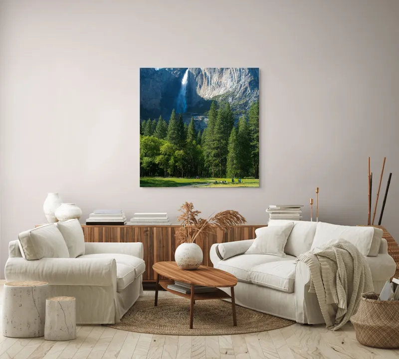 Tablou Canvas, "Cascada în inima muntelui verde", Cascadă, Munți, Pădure, Cer, Verdeață, Traseu, Relaxare, Natură, Turism, Frumusețe., 100 x 100 cm – poza 3