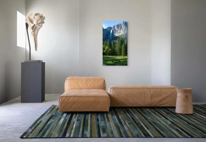 Tablou Canvas, "Cascada în inima muntelui verde", Cascadă, Munți, Pădure, Cer, Verdeață, Traseu, Relaxare, Natură, Turism, Frumusețe., 50 x 90 cm – poza 5