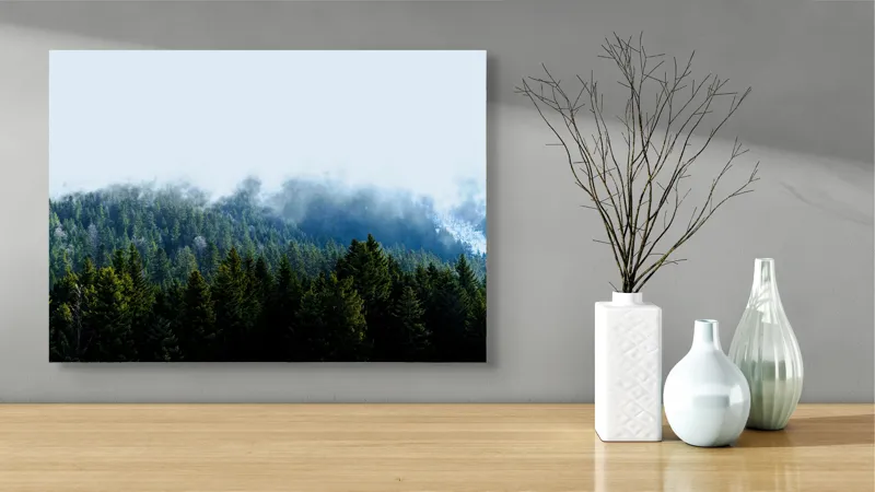 Tablou Canvas, "Cețuri misterioase peste pădurea de brazi", Copaci, Ceață, Verdeață, Natură, Munte, Calm, Seninătate, Aer Curat, 70 x 50 cm – poza 3