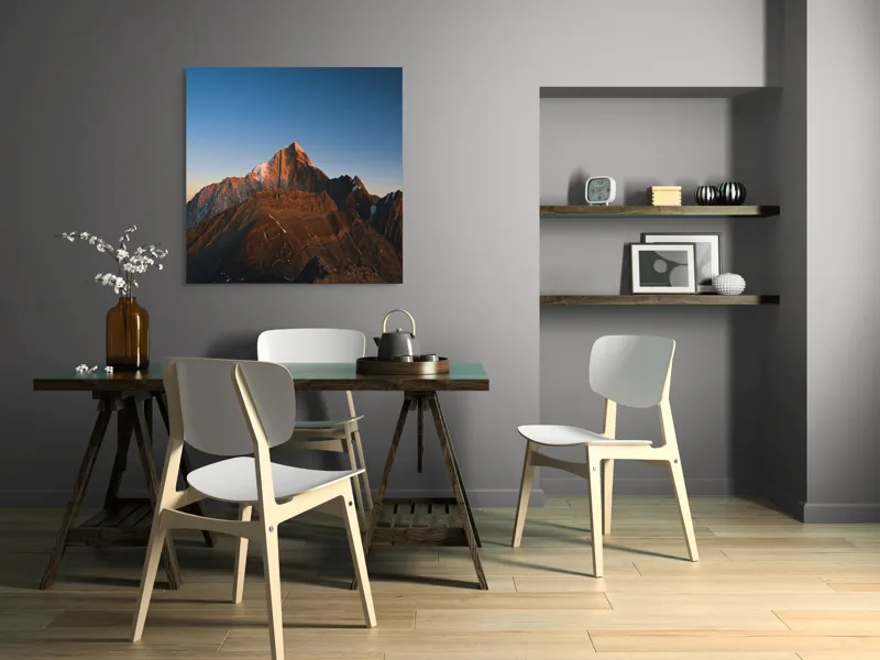 Tablou Canvas, "În lumina apusului muntele singuratic", Munți, Apus, Vârf, Cer, Stânci, Lumină, Peisaj, Înalt, Natură, Dramatic, 100 x 100 cm – poza 6