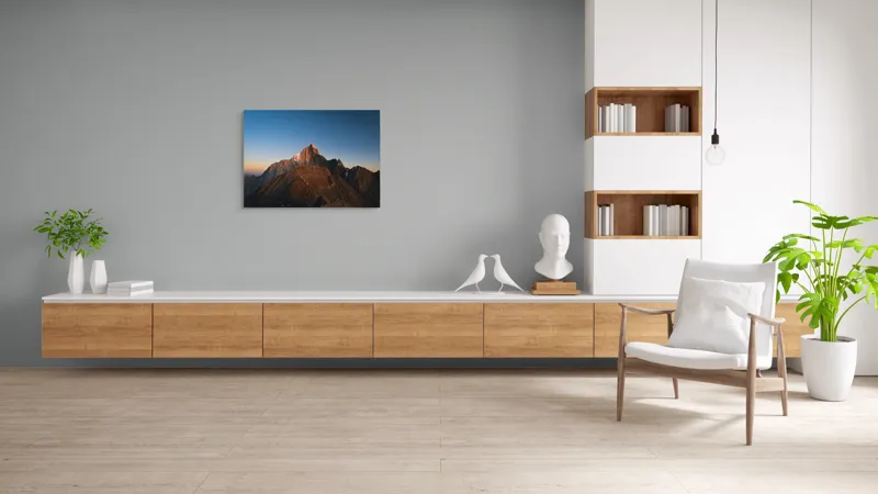 Tablou Canvas, "În lumina apusului muntele singuratic", Munți, Apus, Vârf, Cer, Stânci, Lumină, Peisaj, Înalt, Natură, Dramatic, 100 x 70 cm – poza 6