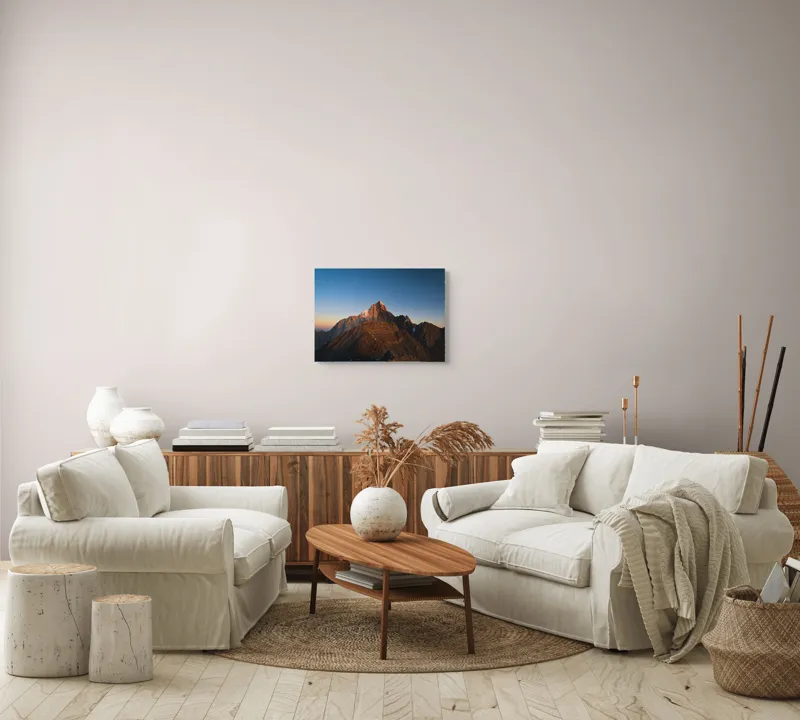 Tablou Canvas, "În lumina apusului muntele singuratic", Munți, Apus, Vârf, Cer, Stânci, Lumină, Peisaj, Înalt, Natură, Dramatic, 54 x 39 cm – poza 5