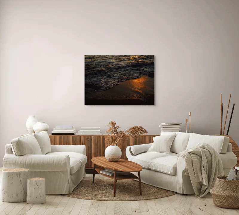 Tablou Canvas, "Liniștea apusului pe plajă", Apus, Valuri, Reflexii, Aurii, Liniște, Plajă, Mister, Serenitate, 100 x 70 cm – poza 3