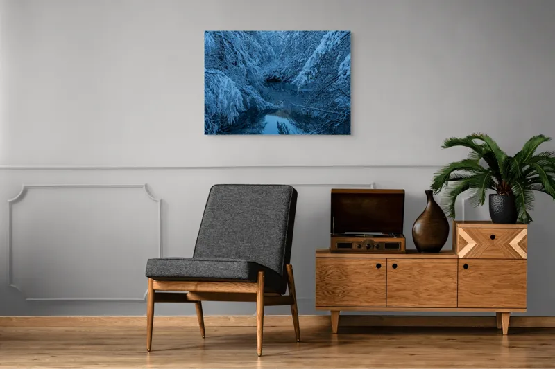 Tablou Canvas, "Iarna liniștită pe râul înghețat", Alb, Înghețat, Tăcut, Rece, Reflexie, Ramuri, Neclintit, Înnorat, 100 x 70 cm – poza 8