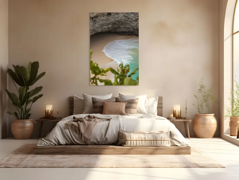 Tablou Canvas, "Valuri delicate pe plajă ascunsă", Plajă, Stânci, Nisip, Apă, Valuri, Vegetație, Natură, Relaxare, 100 x 150 cm – poza 3