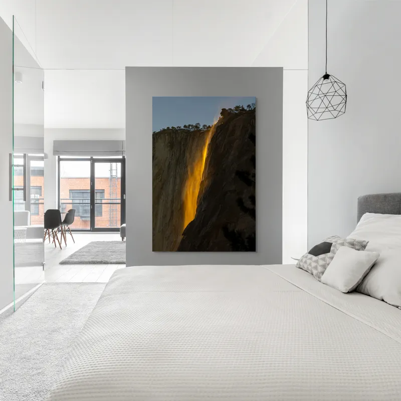 Tablou Canvas, "Cascada aurie în amurgul serii", Apus, Cascadă, Aurie, Spectacol, Nisip, Strălucire, Stâncă, Natură, Magie, 100 x 150 cm – poza 5