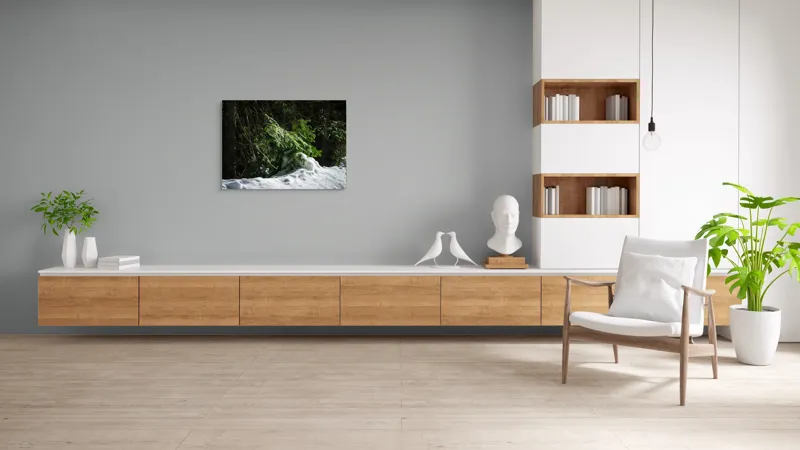 Tablou Canvas, "Brad mic sub razele soarelui", Brad, Zăpadă, Umbre, Lumină, Pădure, Iarnă, Natură, Răcoare., 100 x 70 cm – poza 6