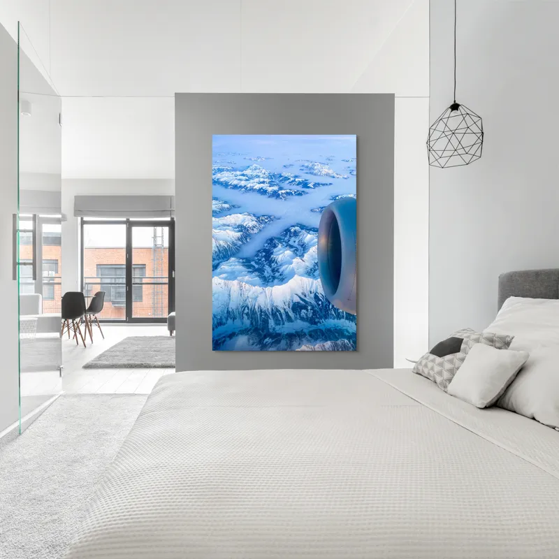Tablou Canvas, "Vârfuri montane sub cerul senin", Aerian, Munți, Zăpadă, Nor, Turbină, Peisaj, Altitudine, Horizon, Albastru, 100 x 150 cm – poza 5
